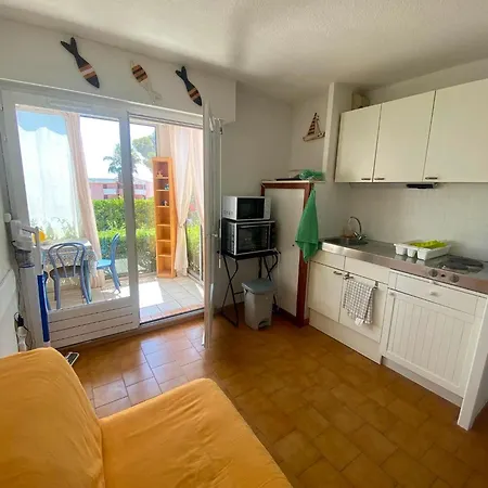 Apartment T2 Cabine, Clim, Piscine, Parking, Terrasse Privee *