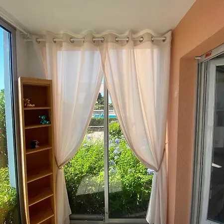 Appartement T2 Cabine, Clim, Piscine, Parking, Terrasse Privee * Sète