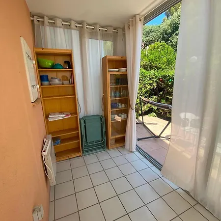 Appartement T2 Cabine, Clim, Piscine, Parking, Terrasse Privee